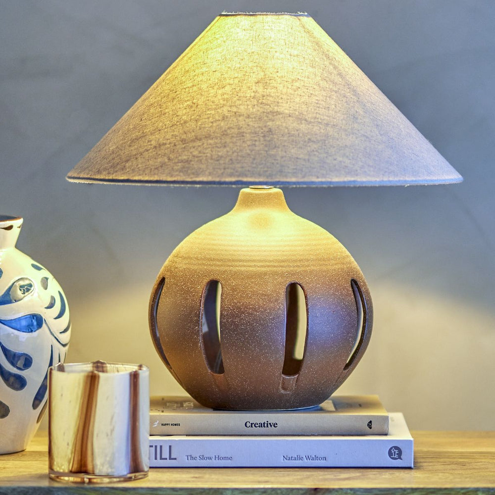 
                  
                    Liana Tischlampe - Kasedia.store
                  
                