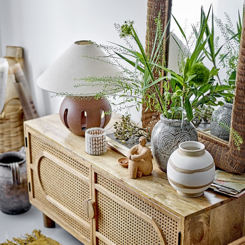 
                  
                    Liana Tischlampe - Kasedia.store
                  
                