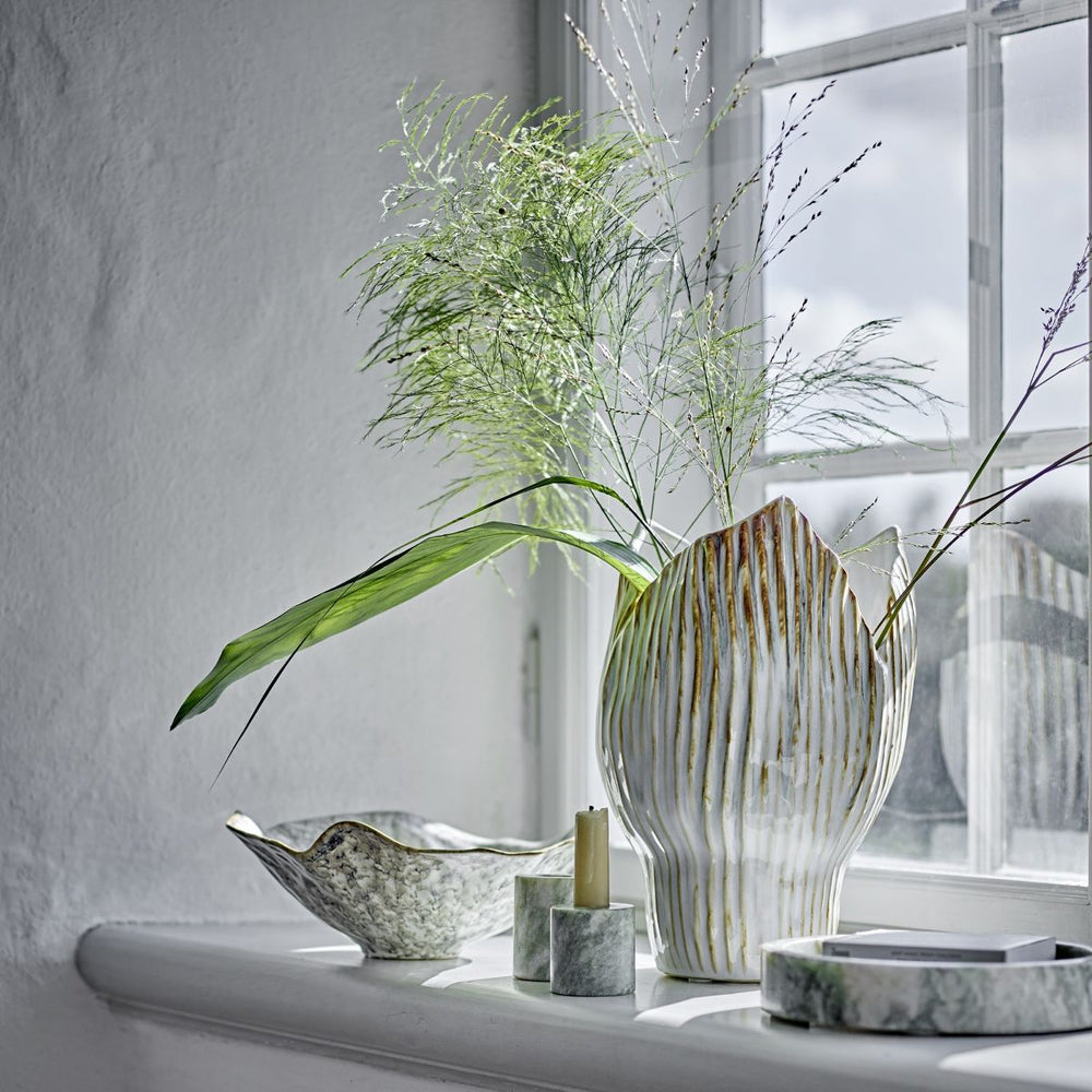 
                  
                    Mahira Vase - Kasedia.store
                  
                