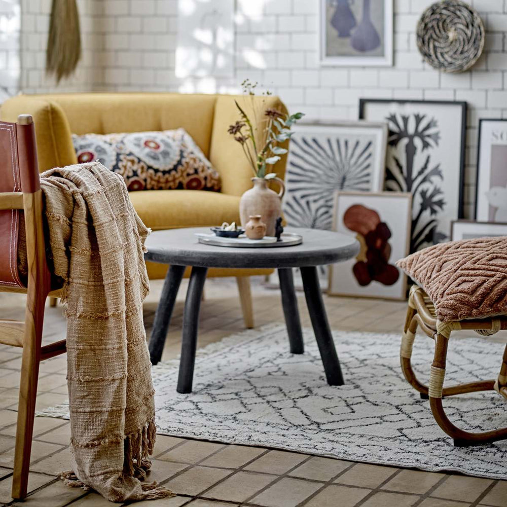 
                  
                    Milos Couchtisch - Kasedia.store
                  
                