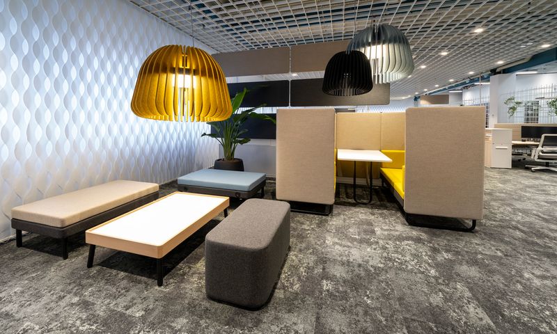 showroom-sennwald-14-24959_800x480.jpg__PID:a73b6073-cee0-437a-ac4d-5823e0fadf21